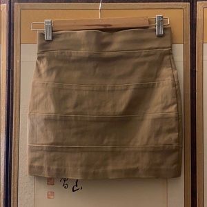 Foreign Exchange skirt